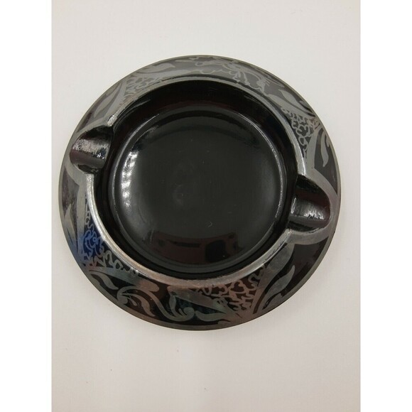 VINTAGE 4" Dia Dark Purple Glass Ashtray Silver Painting - Picture 1 of 7